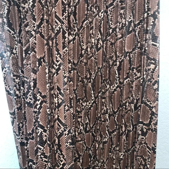 New Zara Faux Leather Snake Print Midi Pleated Skirt XS Small Medium 8372/262 - Picture 10 of 12